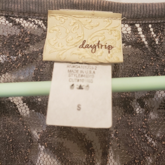 ❤ Daytrip Blouse - Picture 5 of 5